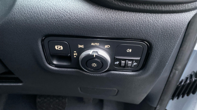 Mercedes-Benz Vito EL2 Electric Fwd 85kW 66kWh Pro Van Auto - Image 35